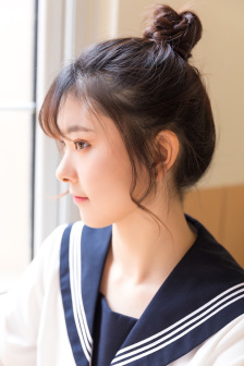 善良的女秘书的目的在线